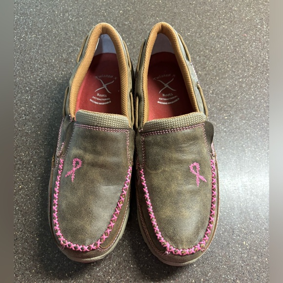 Twisted X - Picture 4 of 5